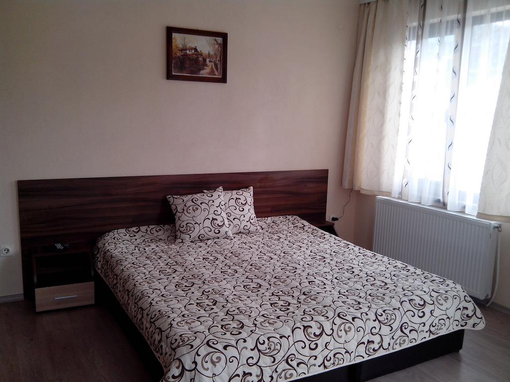 Hotel Advel Guest Hous Madzhare Pokoj fotografie