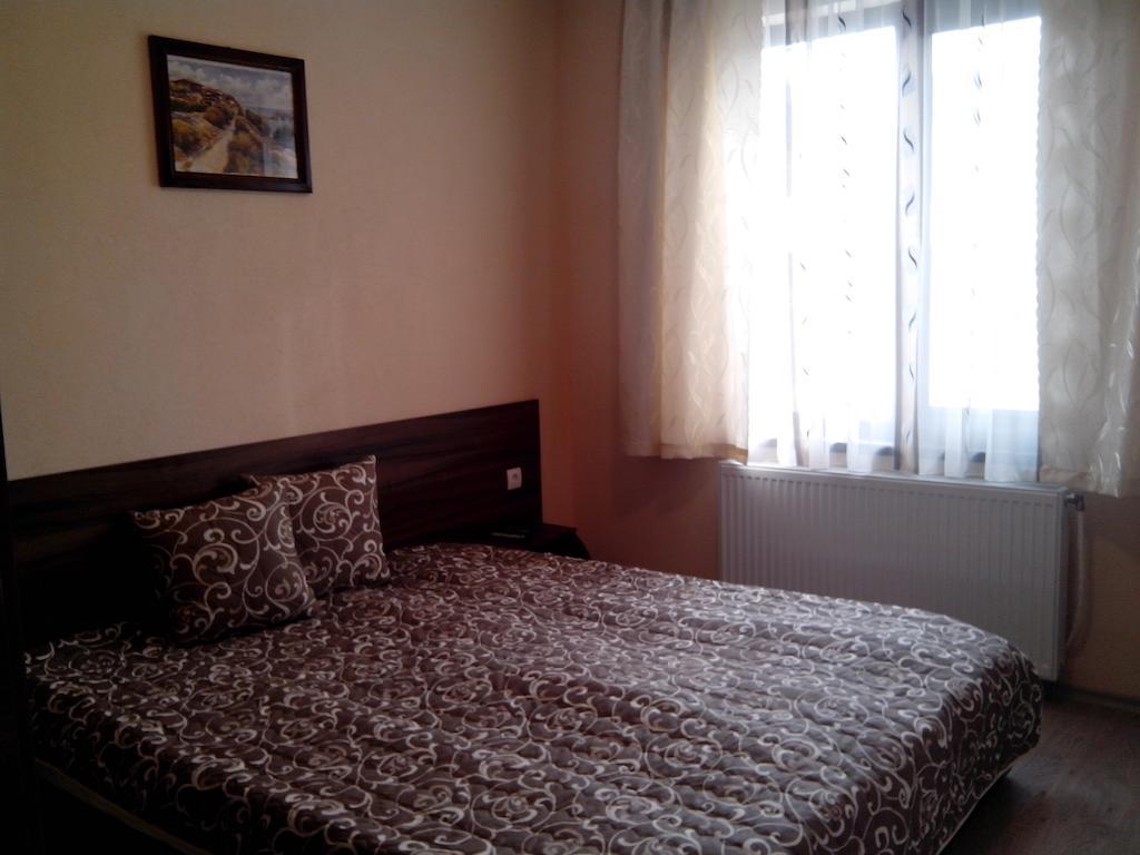 Hotel Advel Guest Hous Madzhare Pokoj fotografie