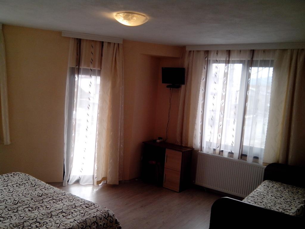 Hotel Advel Guest Hous Madzhare Pokoj fotografie
